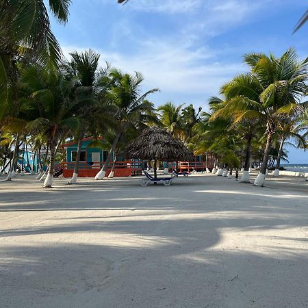 Blue Marlin Beach Resort Dangriga Luaran gambar