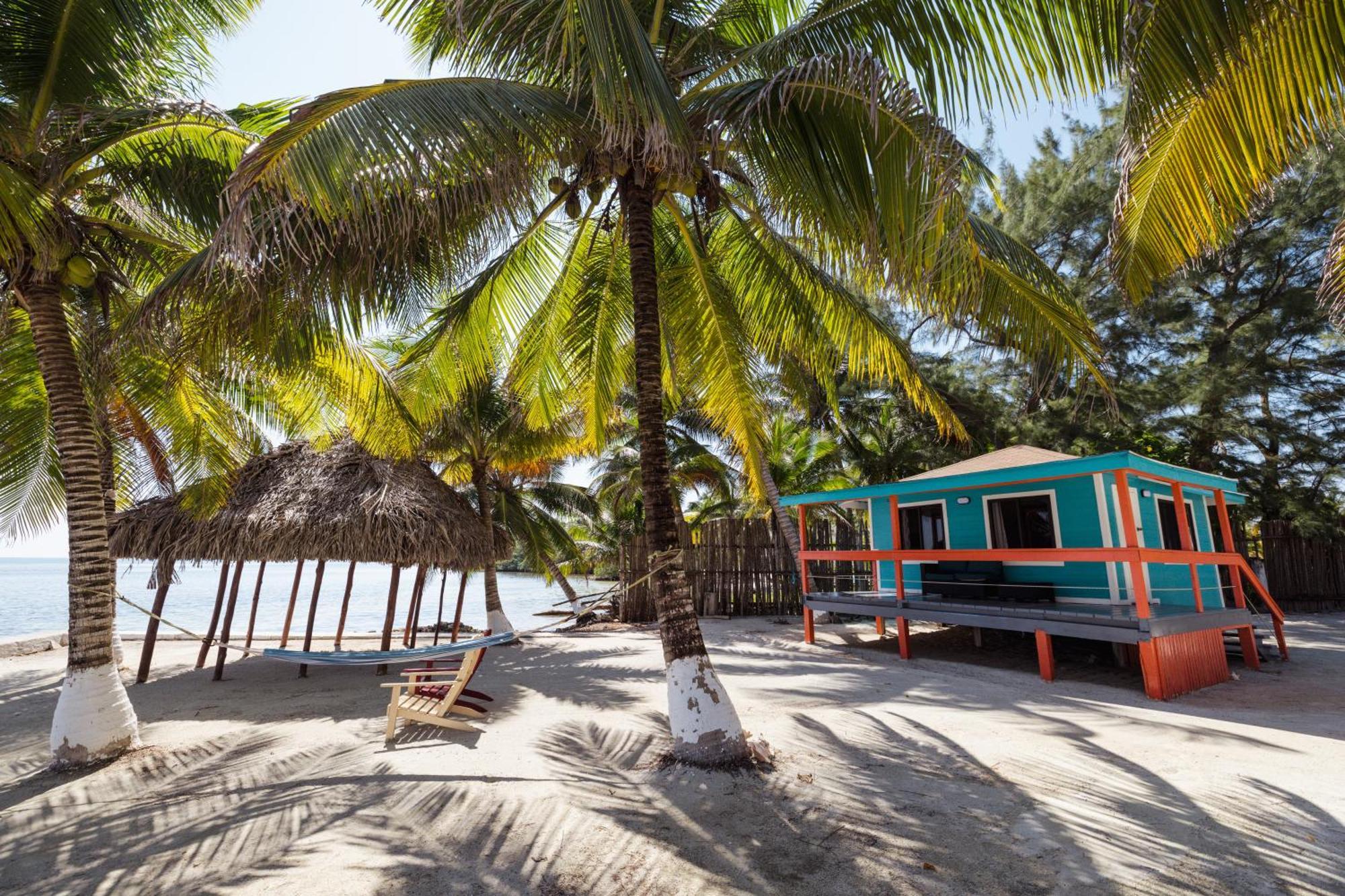 Blue Marlin Beach Resort Dangriga Luaran gambar