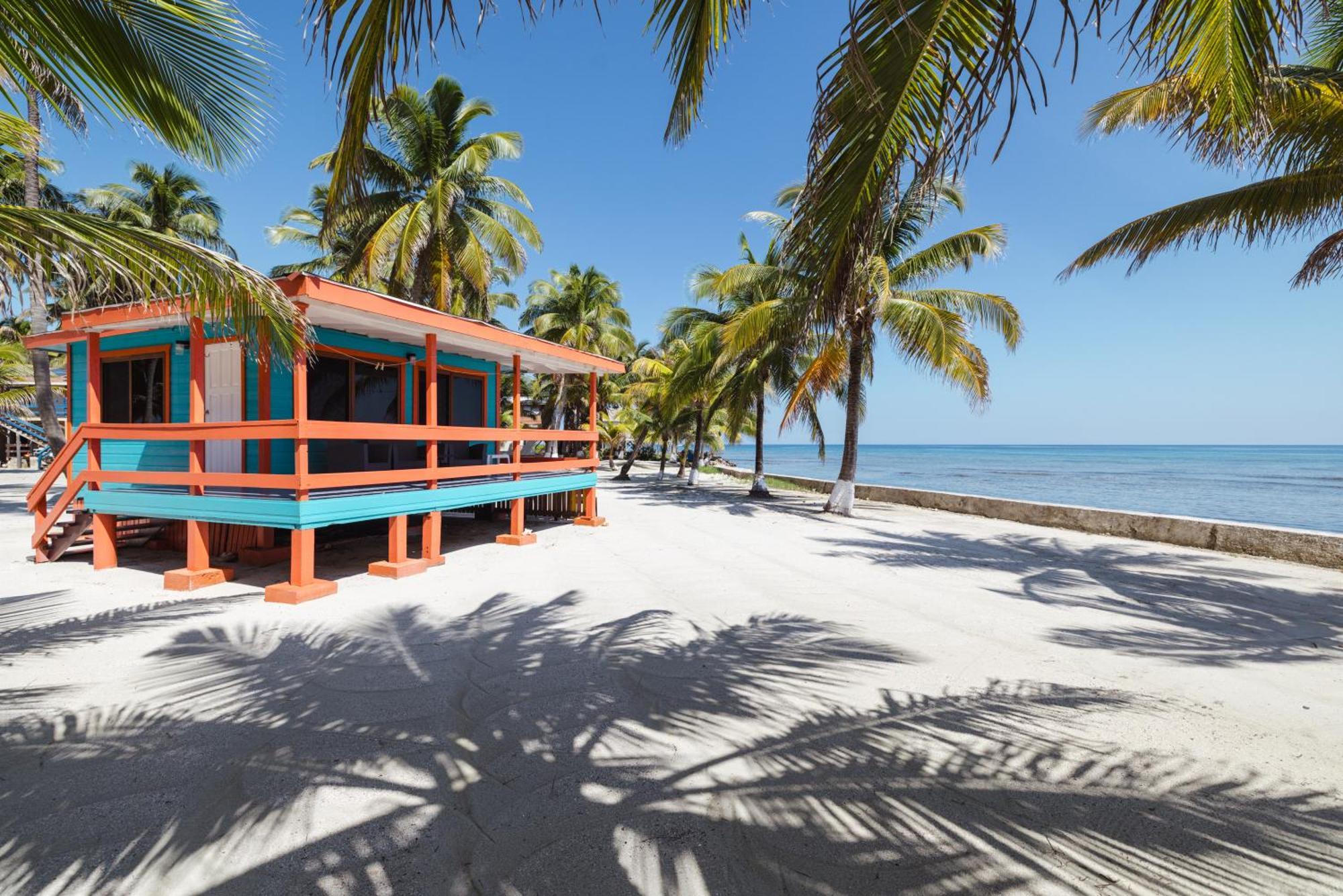 Blue Marlin Beach Resort Dangriga Luaran gambar