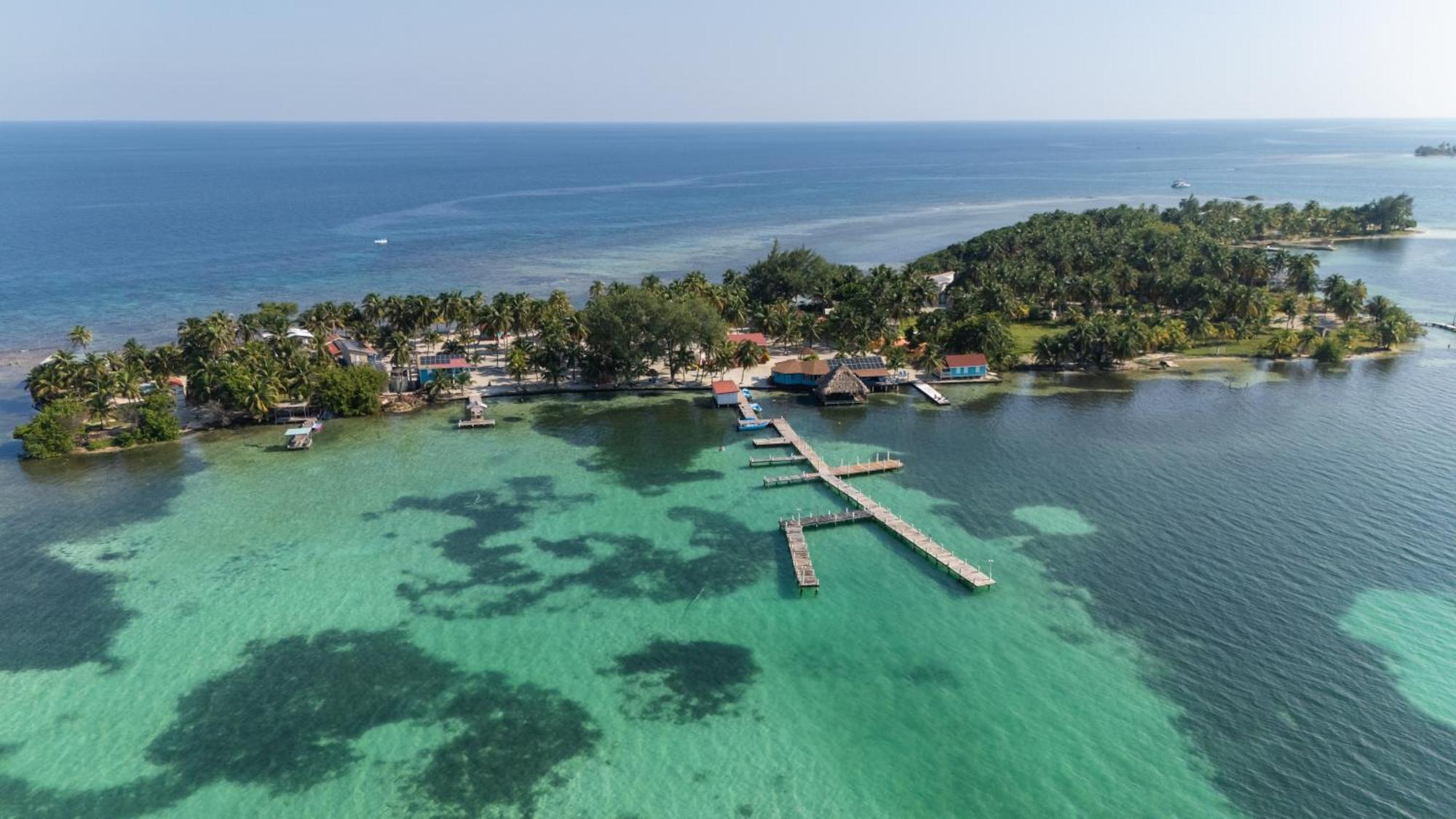 Blue Marlin Beach Resort Dangriga Luaran gambar
