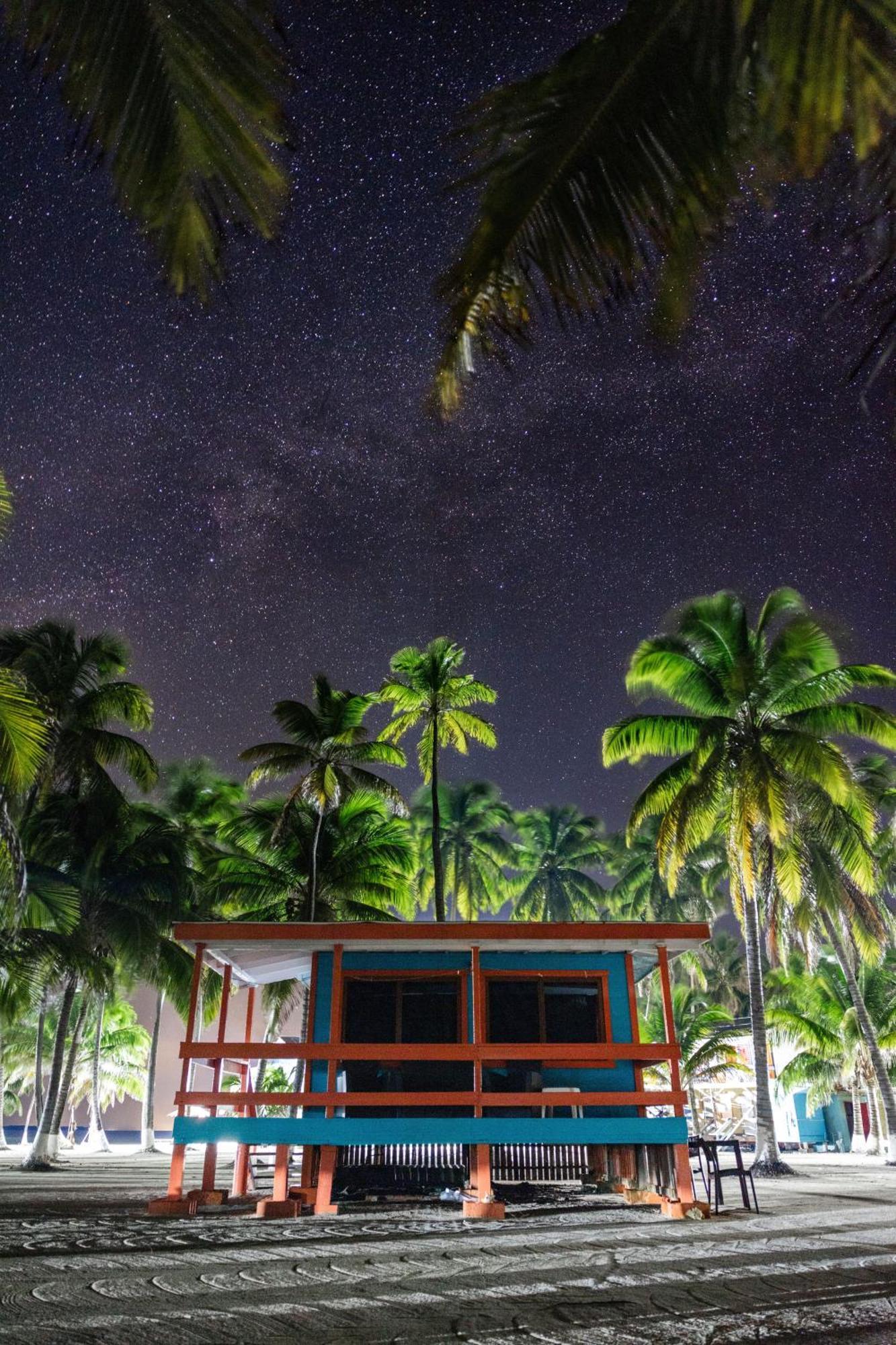 Blue Marlin Beach Resort Dangriga Luaran gambar