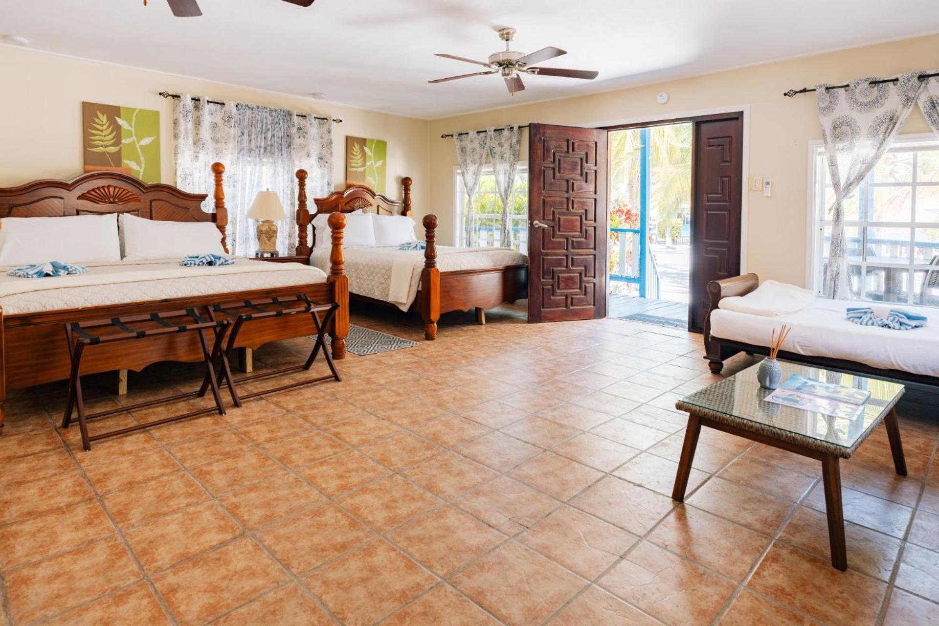 Blue Marlin Beach Resort Dangriga Luaran gambar