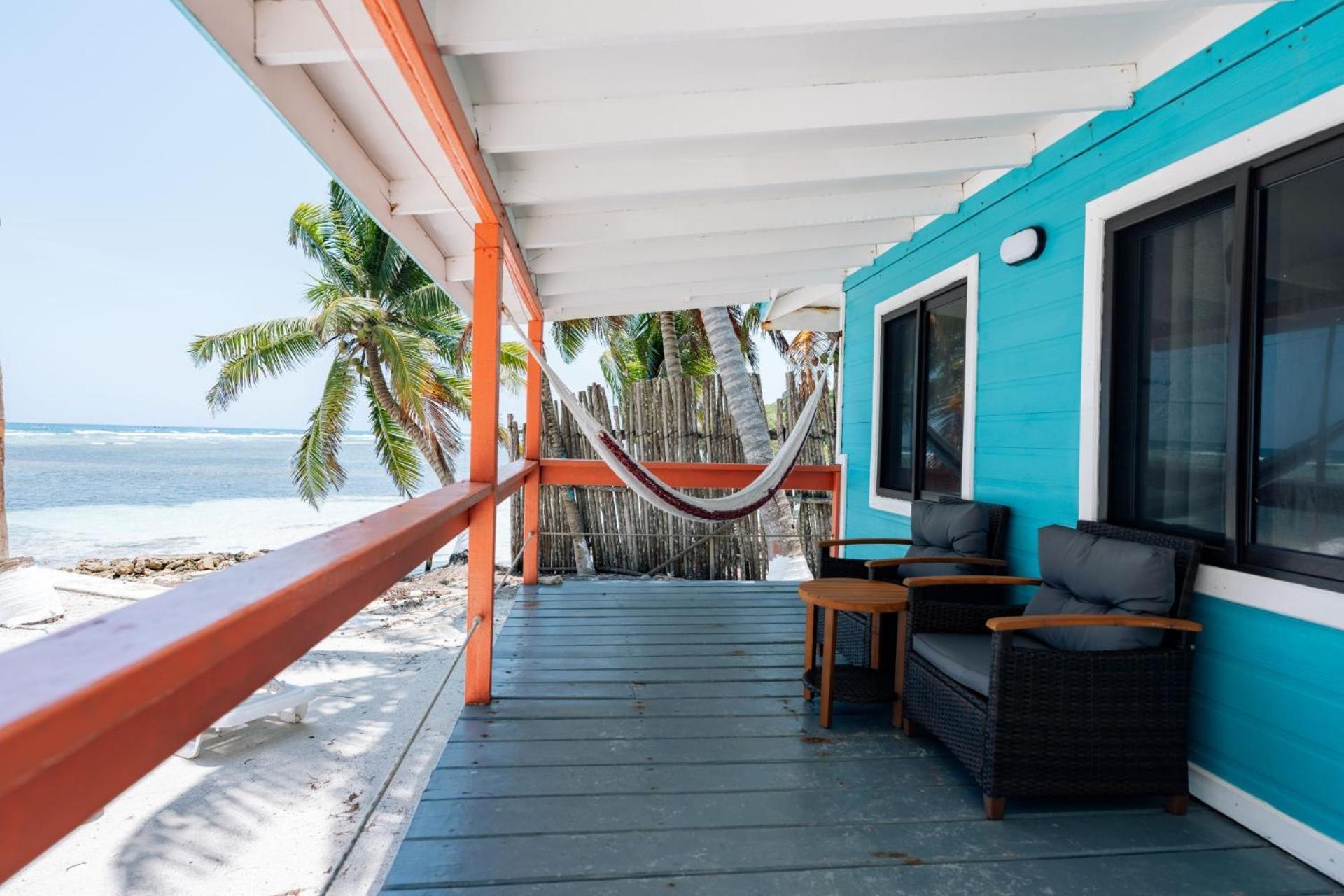 Blue Marlin Beach Resort Dangriga Luaran gambar