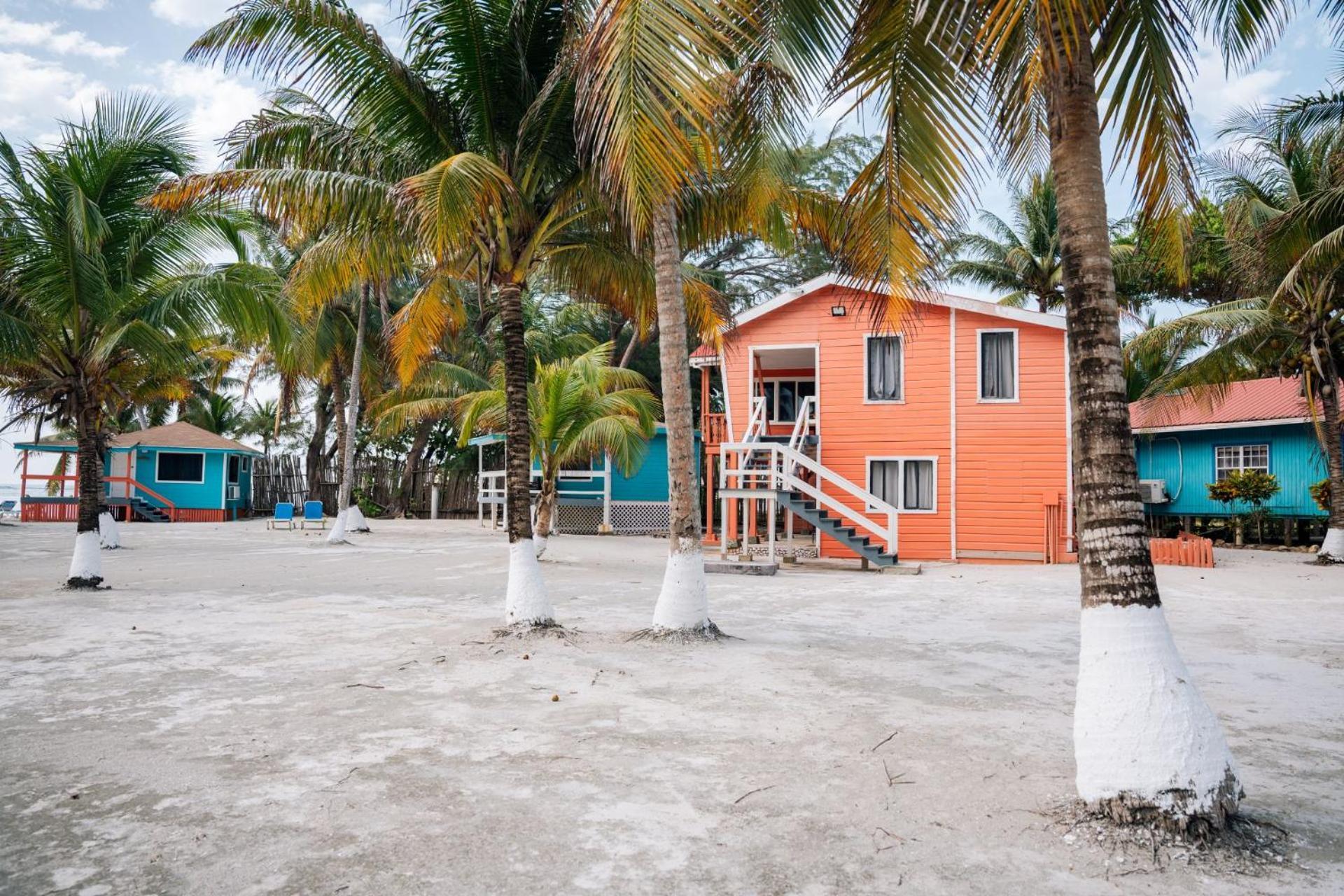 Blue Marlin Beach Resort Dangriga Luaran gambar