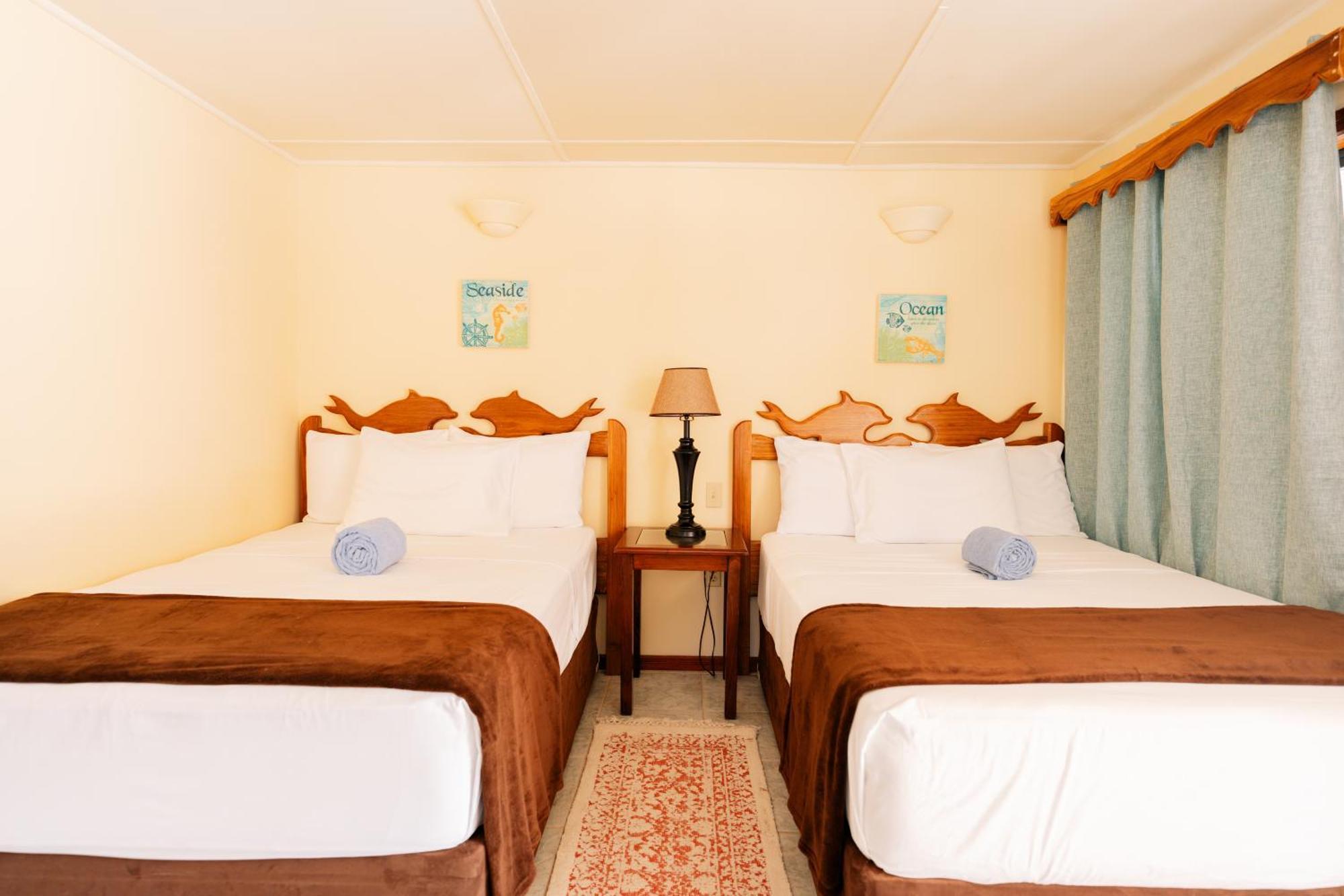 Blue Marlin Beach Resort Dangriga Luaran gambar